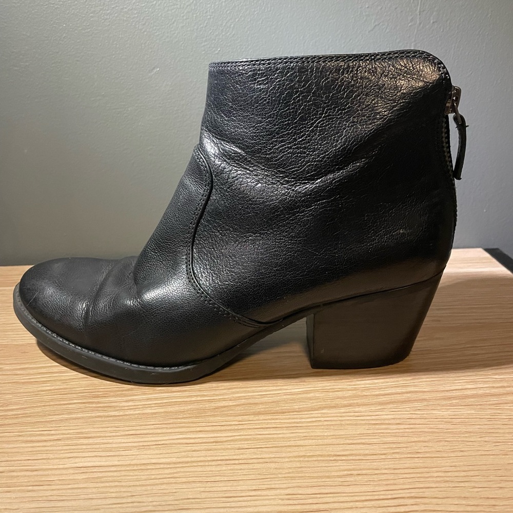 Nine West Black Leather Booties - Picture 4 of 6